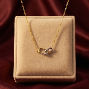COLLIER ARCEYA